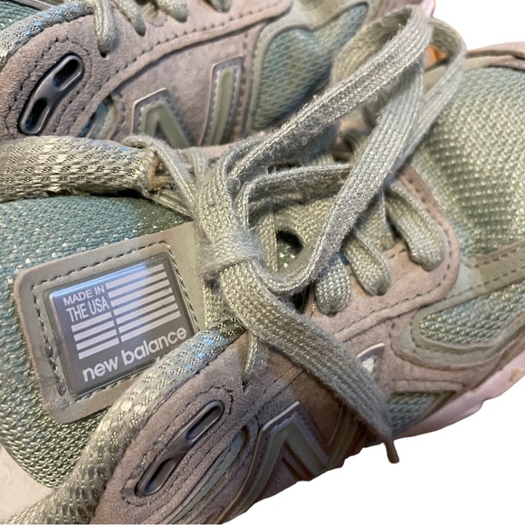 New Balance 990v4 Women’s Sneakers Size 5 Mint Green $175 MSRP Made in USA - Picture 4 of 10